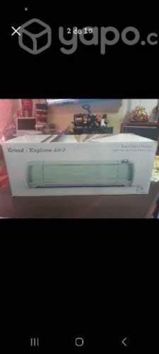 Máquina de corte Cricut Explore con sus accesorios