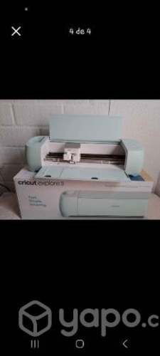 Máquina de corte Cricut Explore con sus accesorios