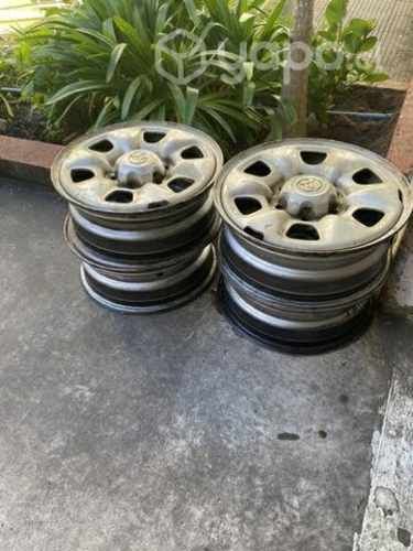 Llantas Toyota Hilux