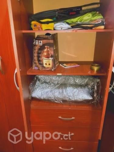 Closet excelentes condiciones como nuevo