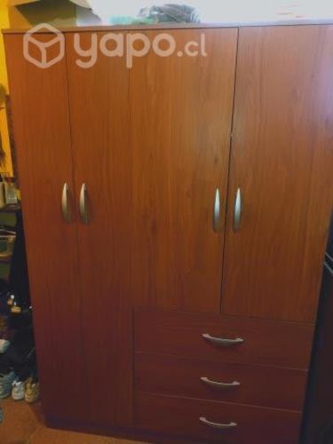 Closet excelentes condiciones como nuevo