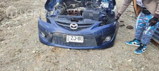 Premacy 2008 Parachoque con halogenos