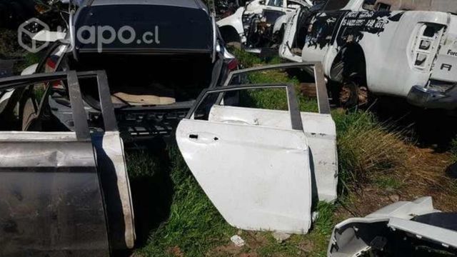 Puerta trasera derecha Ford fiesta 2011 al 2019