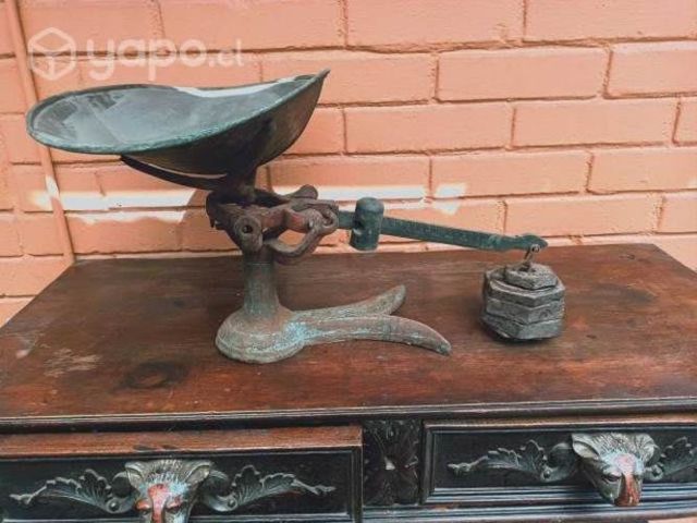 Balanza pata gallo de coleccion