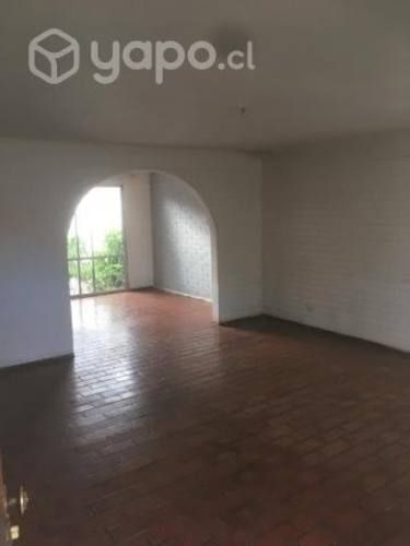 Arriendo casa amplia