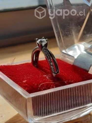 Anillo de plata