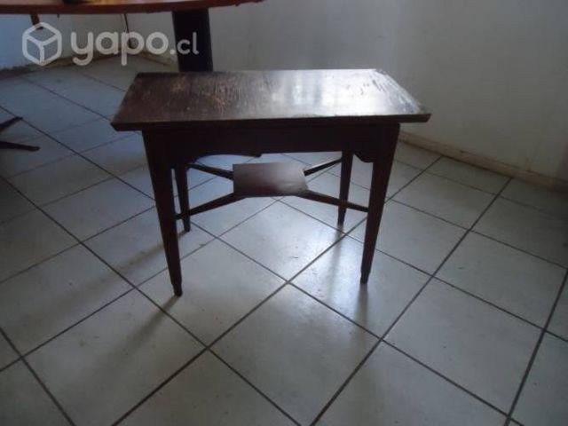 Mesa direccional antigua