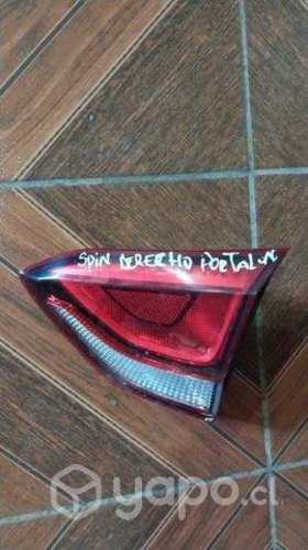 Foco de Portalon Derecho Chevrolet Spin