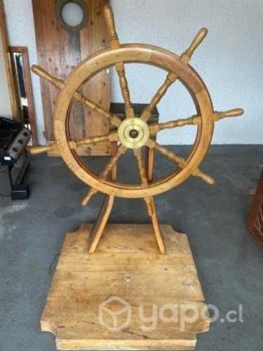 Timón de verdad en madera con base de pino Oregón