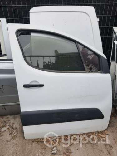 Puerta peugeot partner 2012-2018 original usado