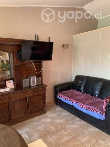 Pieza hombre sector residencial