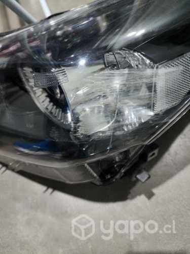 Optico izquierdo mazda 2 con led