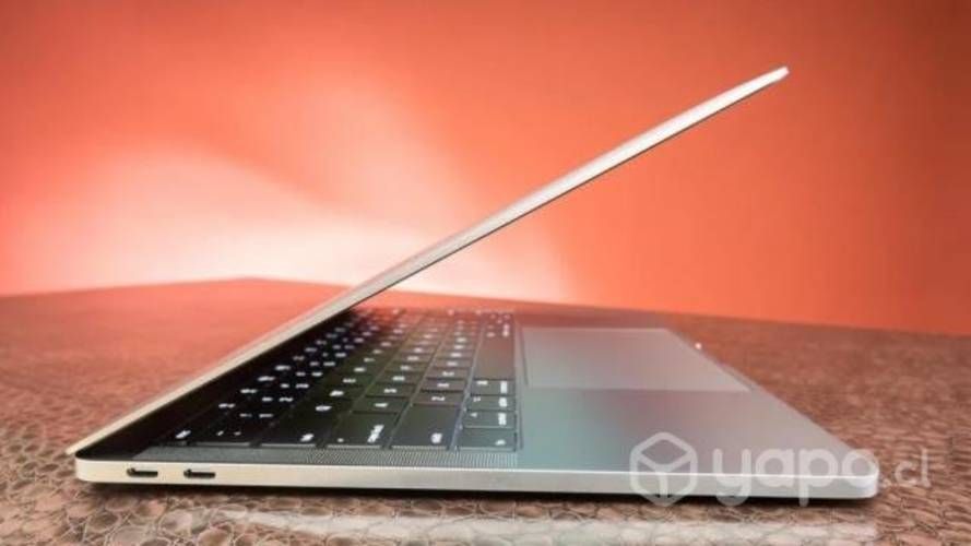 MacBook Pro 2017 13" 8Gb 256 GB