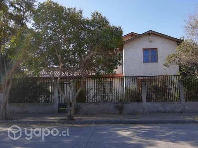 Casa recien remodelada a pasos de metro quillayes