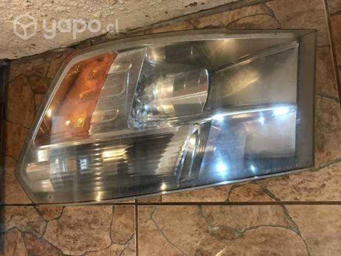 Focos RAM 2500 DODGE