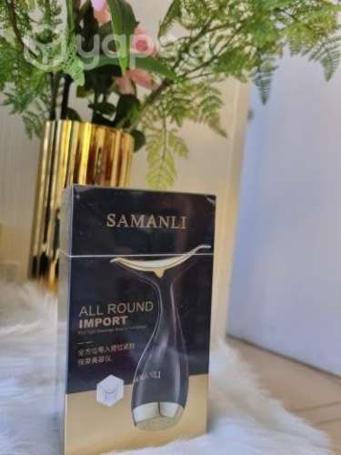 Máquina facial con vibrador