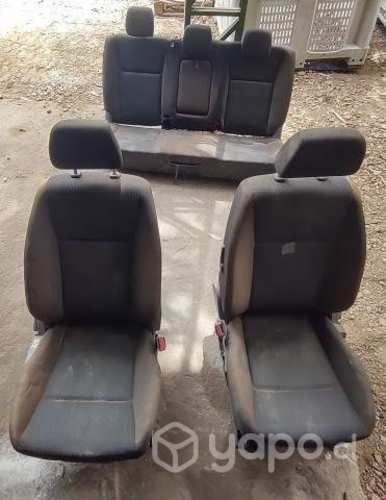 Juego Asientos (MBA011) Mazda BT50 4x4 2.2 Mec