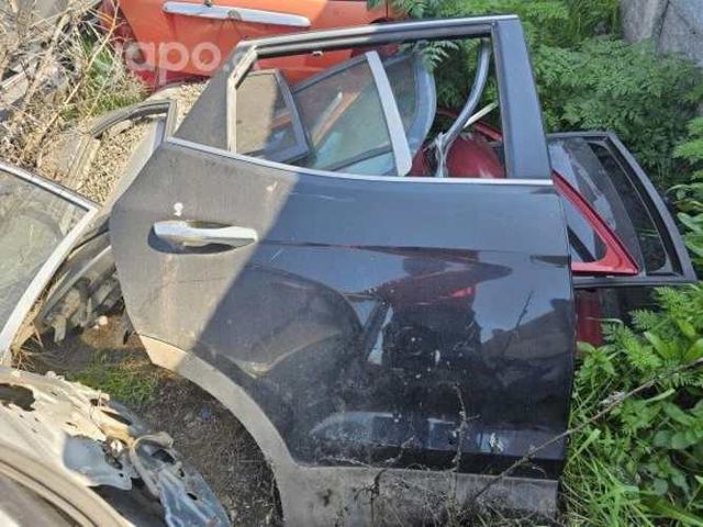 Puerta hyundai santa fe 2015