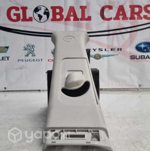 Tapiz cubre pilar central superior izq CHANGAN UNI