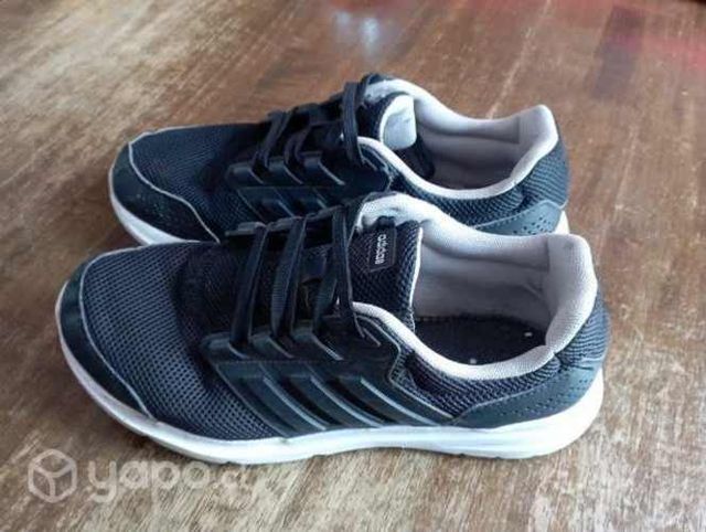 Zapatillas Adidas, originales, talla 40