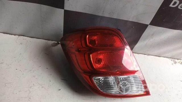 Foco Gt sedán lh 1.4