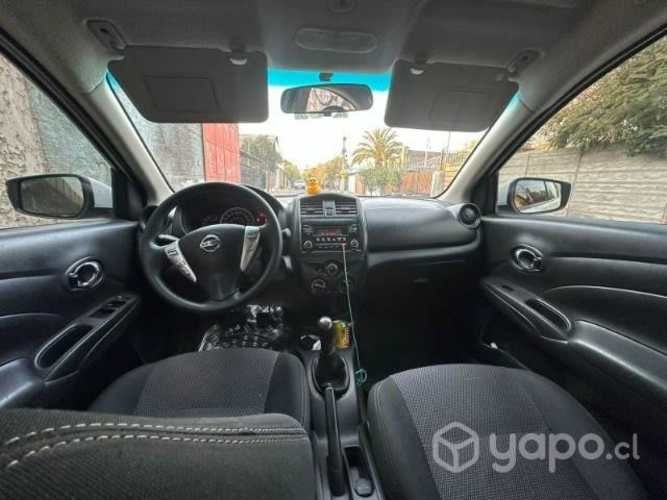 Vendo auto nissan versa  2016