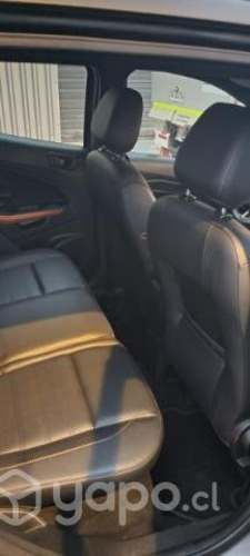 Se vende  FORD ECOSPORT  2020