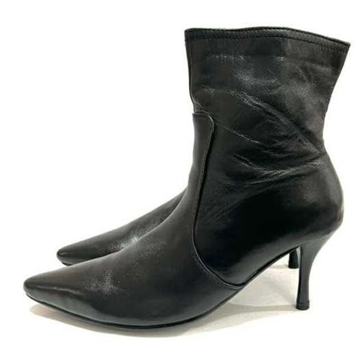 Botín Puntudo 100% Cuero Marca Signus N*37 Negro