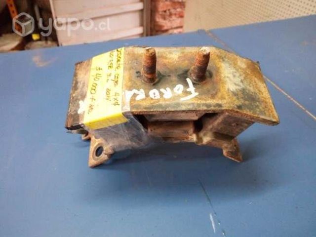 Soporte caja 4x4 Ford ranger 3.2 2014