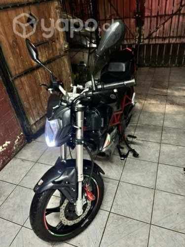 Moto benelli tnt 150i 2021