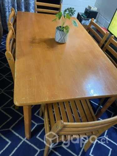 Bello comedor 6 sillas de muy buena madera