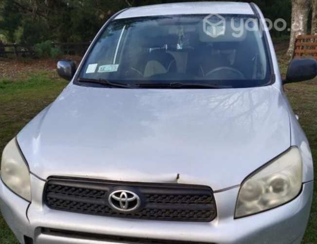 Vendo para reparar Rav4