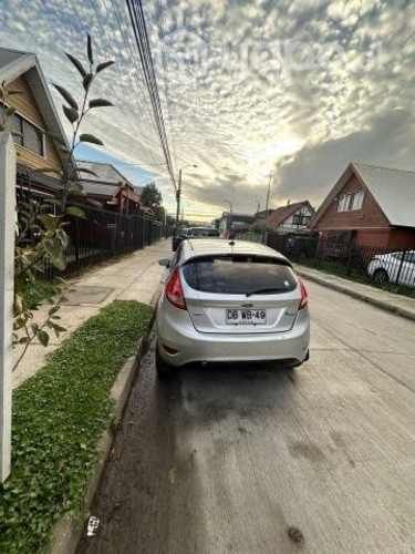 Se vende Ford fiesta 1.6 full 2011