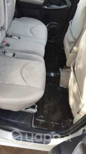 Vendo suv toyota rav4 año 2010