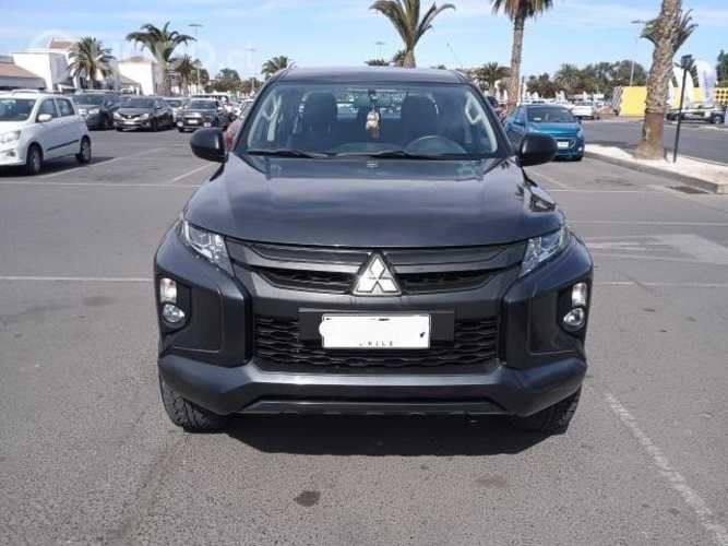 Mitsubishi l200 work