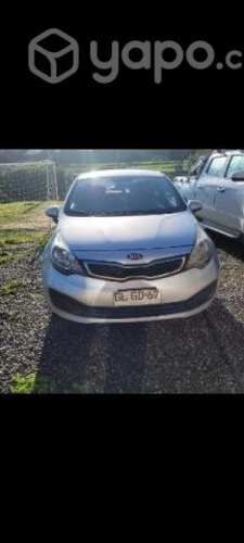 Se vende kia rio 4 2014