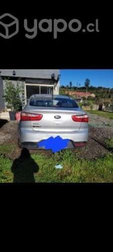 Se vende kia rio 4 2014