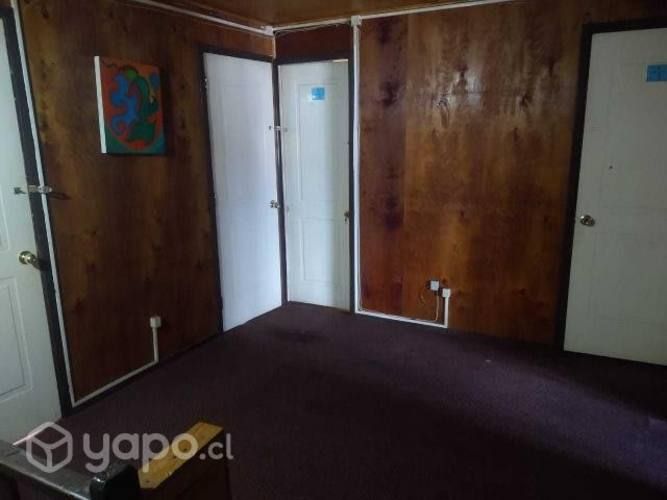 Se arrienda casa central