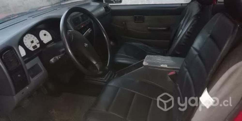 Se vende camioneta Nissan
