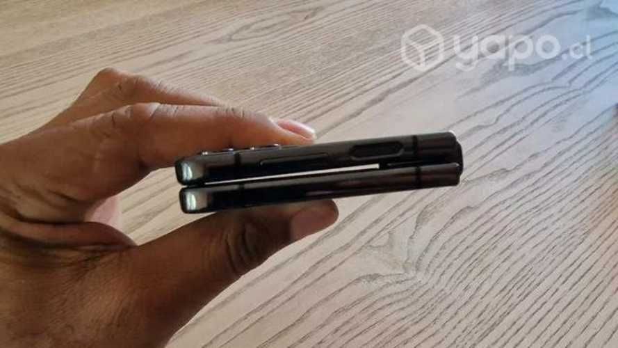 Samsung z flip 4 negro mate