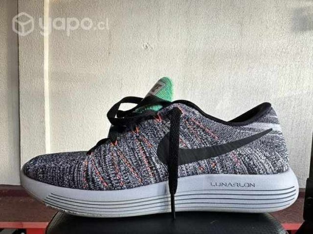 Nike Lunarepic Low Flyknit