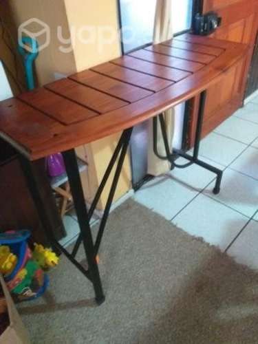 Mesa de arrimo o escritorio