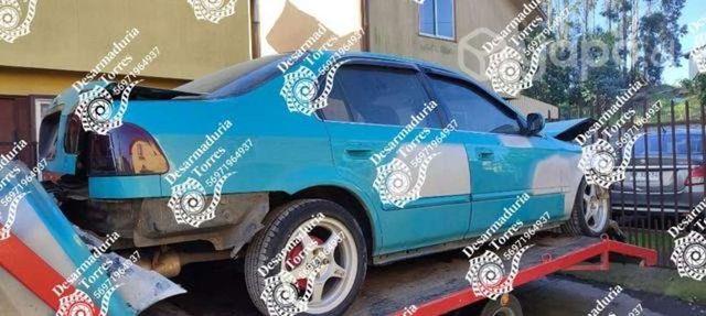 Vidrio trasero derecho honda Civic 1997