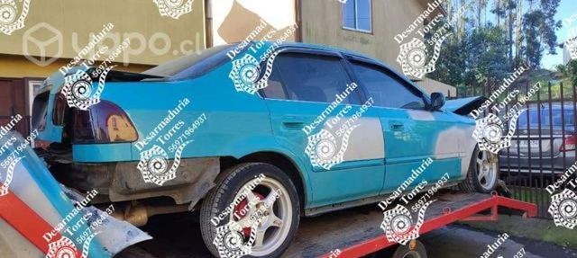 Puerta trasera derecha honda Civic 1997