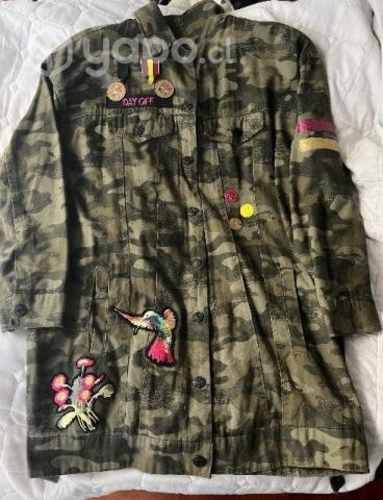 Chaqueta militar