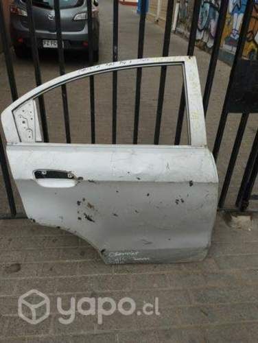 Puerta Chevrolet sail trasera derecha