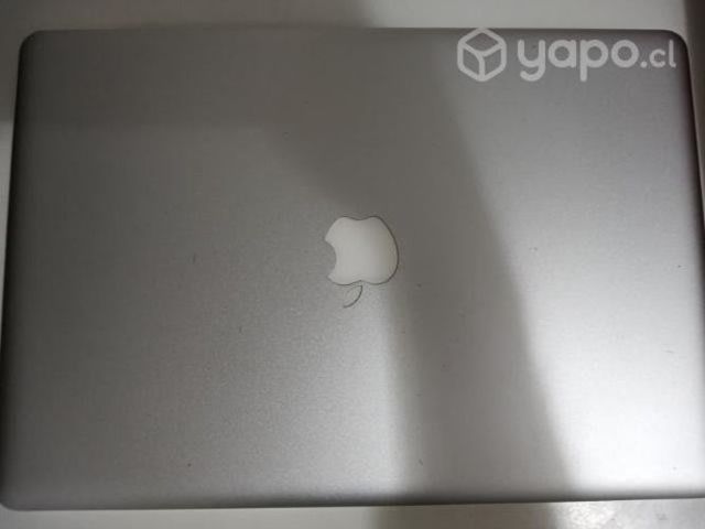 MacBook Pro 2011 y Cargador