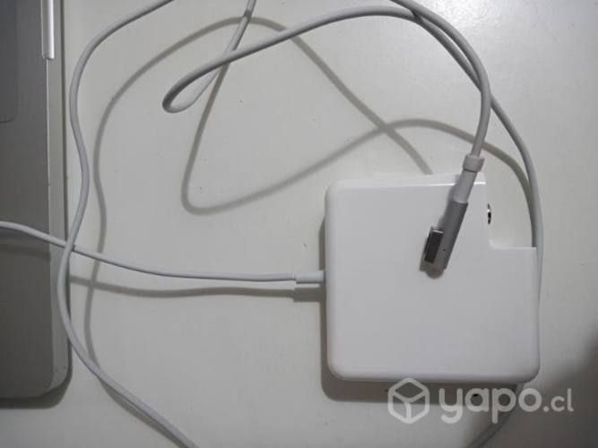 MacBook Pro 2011 y Cargador