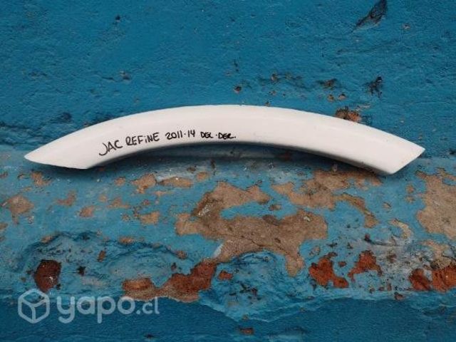 Moldura del der JAC refine 2011-2016