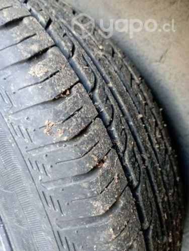 Neumáticos + llantas y radio